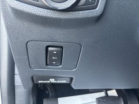 Used 2022 Ford F250 Lariat w/ Tremor Off-Road Package image 29