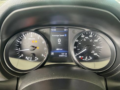 Used 2018 Nissan Rogue S AWD/4WD image 56
