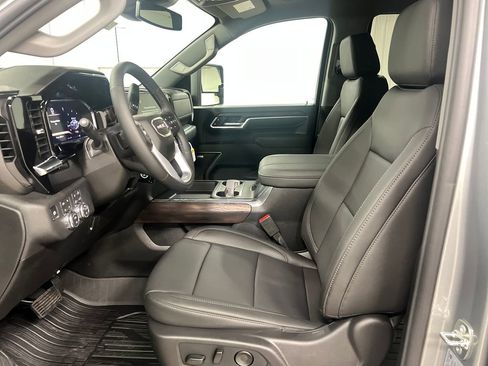 New 2026 GMC Sierra 2500 SLT AWD/4WD image 12