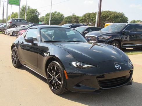 Used 2024 MAZDA MX-5 Miata RF Grand Touring image 3