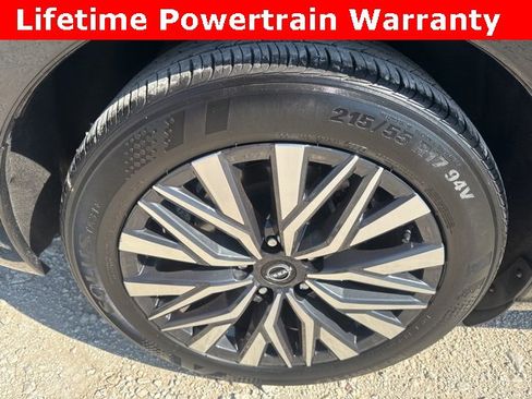 Used 2024 Nissan Altima 2.5 SV image 8