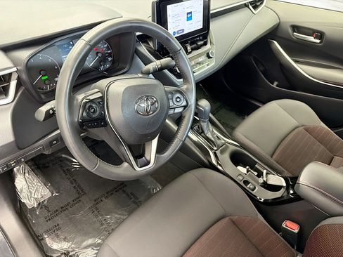 Used 2025 Toyota Corolla SE FWD image 7