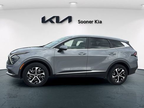 Used 2024 Kia Sportage EX AWD/4WD image 3