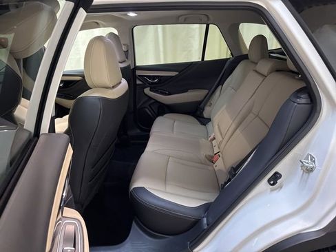 Certified 2025 Subaru Outback Limited image 29