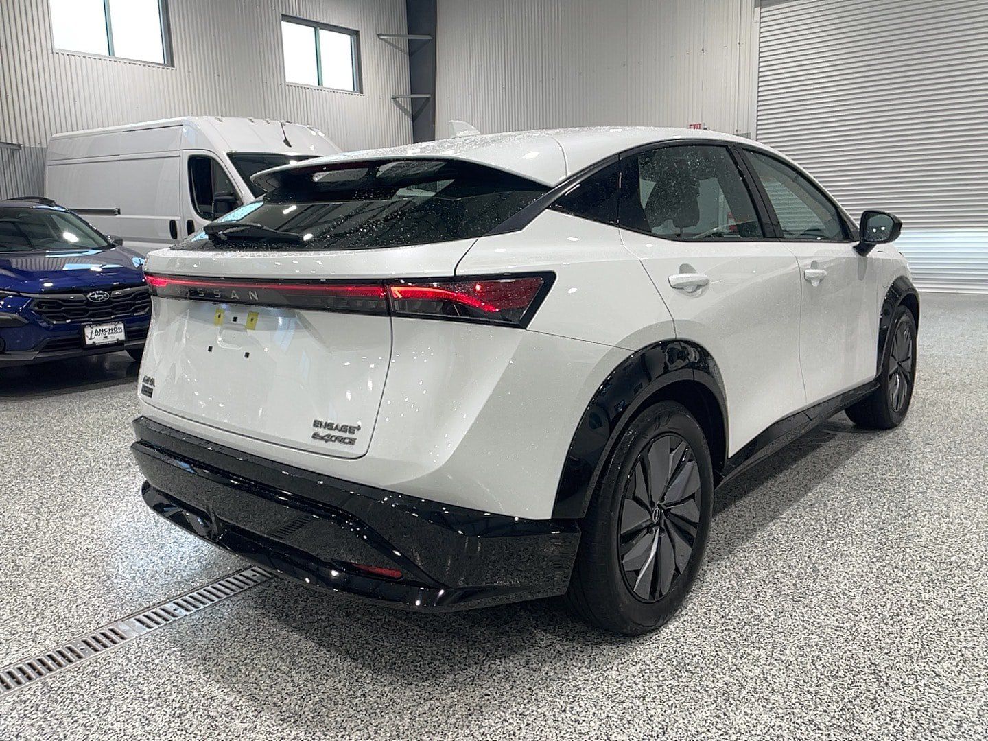 Used 2024 Nissan Ariya AWD image 16