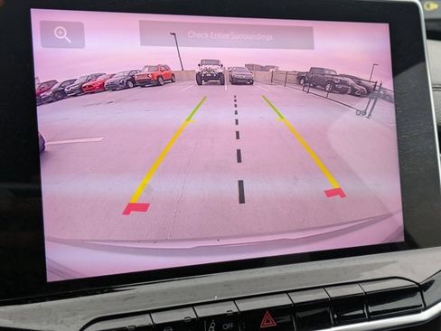 Used 2024 Jeep Compass Latitude image 18