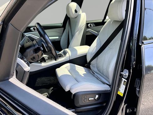 Used 2023 BMW X5 sDrive40i w/ M Sport Package RWD image 8