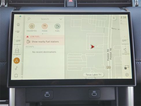 Used 2026 Land Rover Discovery Sport Landmark image 12