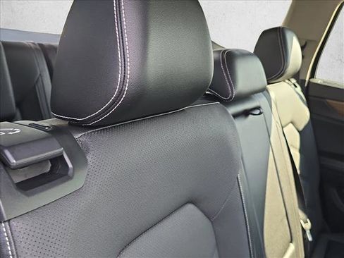 Used 2024 Volkswagen Atlas SE image 19