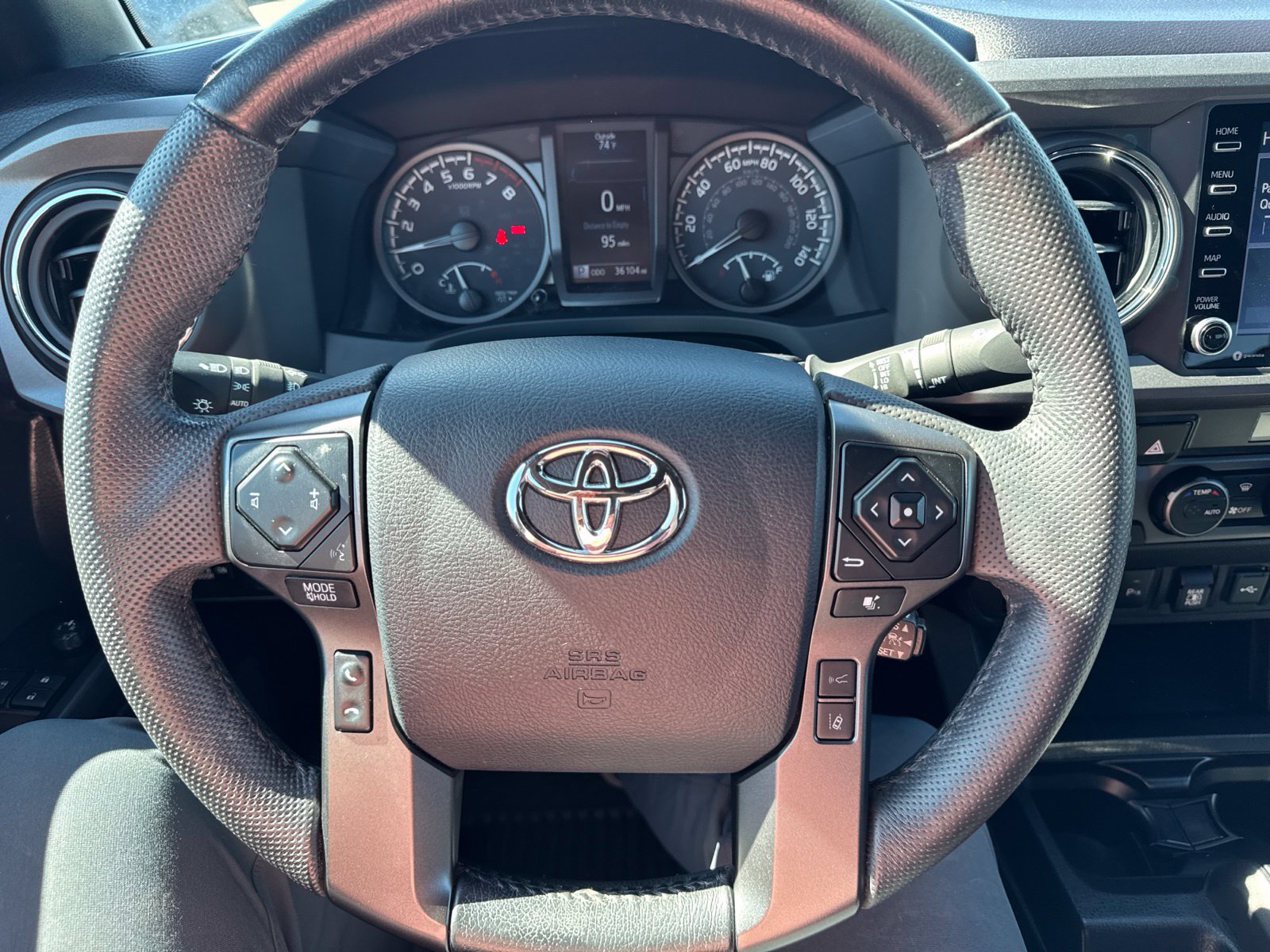 Used 2023 Toyota Tacoma TRD Off-Road w/ Technology Package AWD/4WD image 15