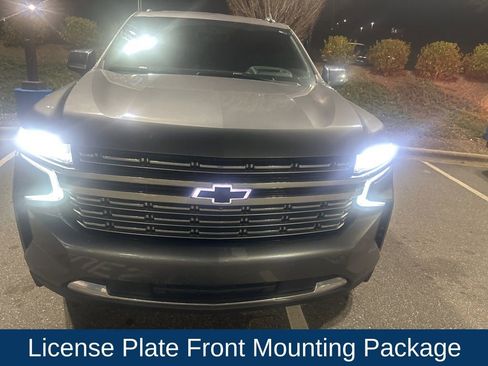 Used 2021 Chevrolet Suburban Premier w/ Premium Package image 6