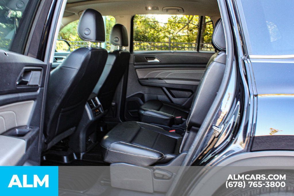 Used 2022 Volkswagen Atlas SE w/ Panoramic Sunroof Package FWD image 17