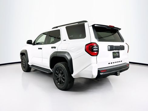Used 2025 Toyota 4Runner SR5 image 5