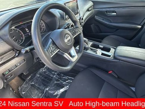 Used 2024 Nissan Sentra SV image 10