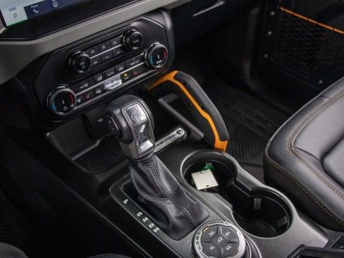Used 2022 Ford Bronco Badlands AWD/4WD image 17