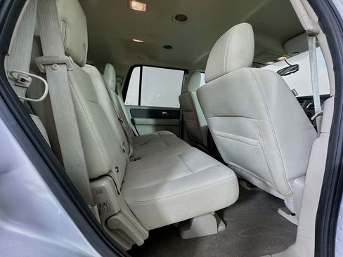 Used 2013 Ford Expedition XLT w/ HD Trailer Tow Pkg RWD image 32