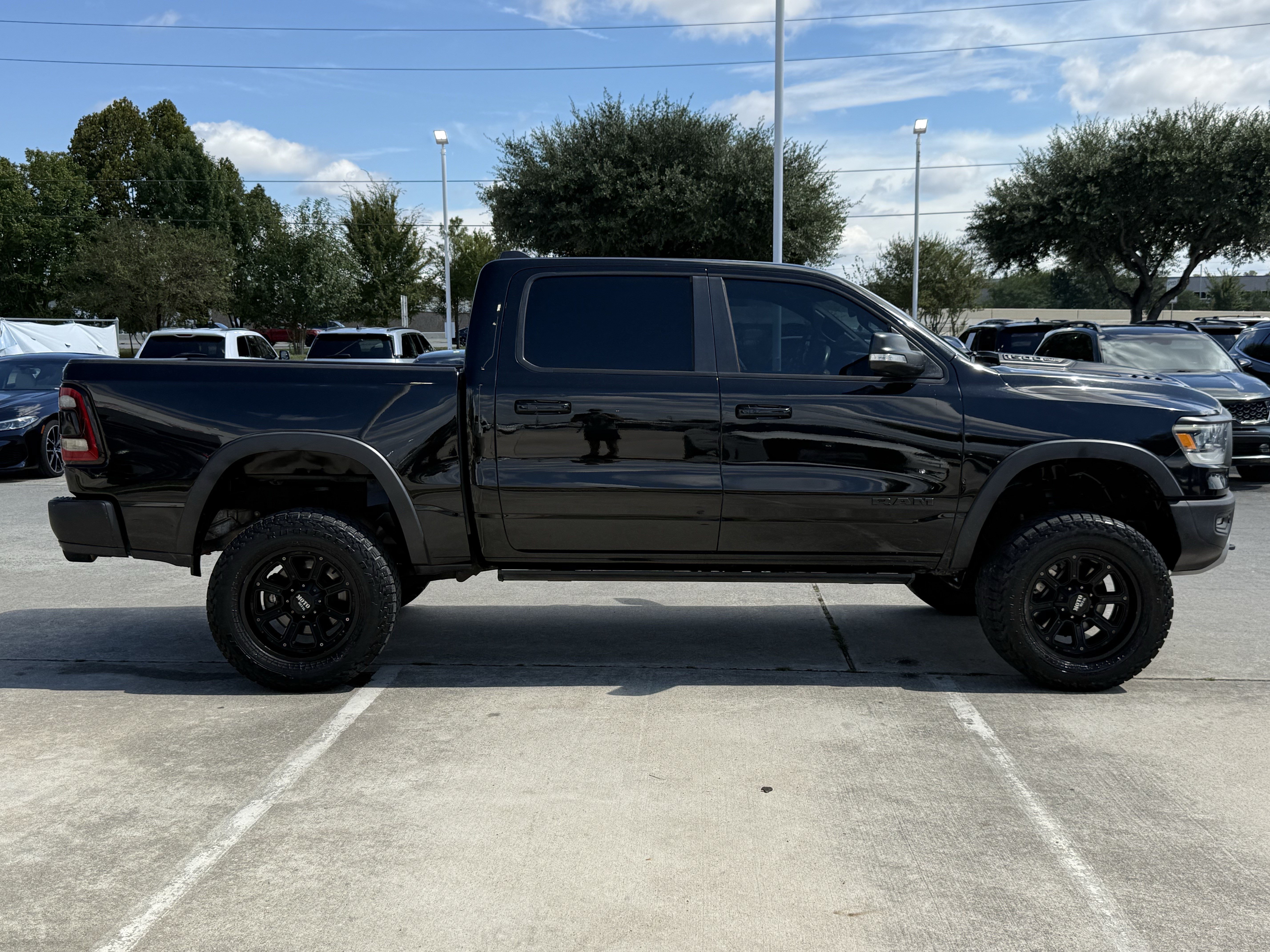 Used 2019 RAM 1500 Rebel w/ Rebel Level 2 Equipment Group AWD/4WD image 3
