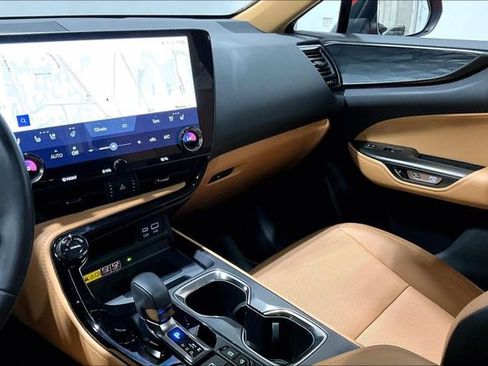Used 2024 Lexus NX 350 AWD image 6