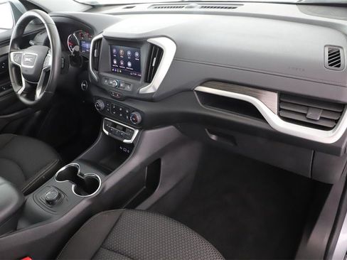 Used 2024 GMC Terrain SLE image 88