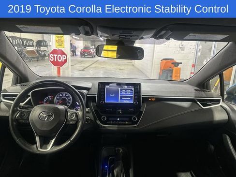 Used 2019 Toyota Corolla SE image 19