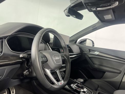 Used 2024 Audi SQ5 Premium Plus w/ Premium Plus Package image 22