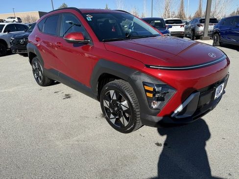 Used 2025 Hyundai Kona SEL image 8