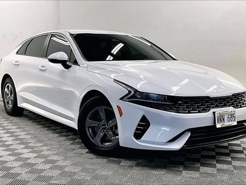 Used 2023 Kia K5 LXS FWD image 11