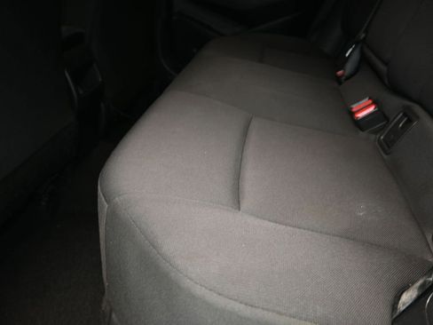 Used 2022 Toyota Corolla LE FWD image 16