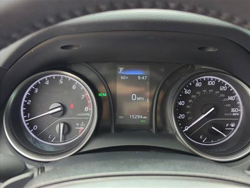 Used 2024 Toyota Camry SE FWD image 17