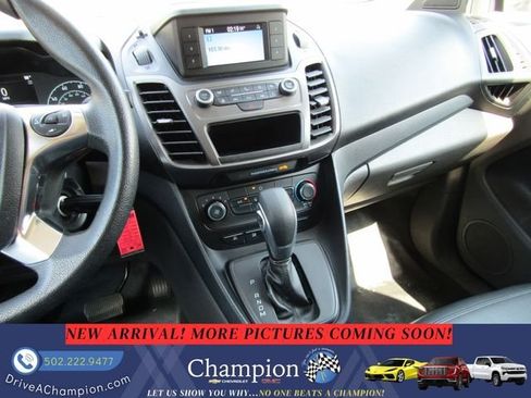 Used 2022 Ford Transit Connect XL FWD image 17