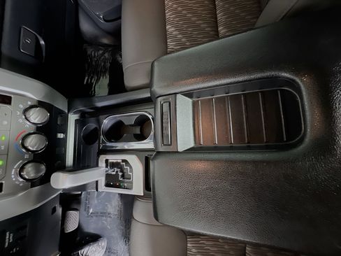 Used 2019 Toyota Tundra SR5 w/ SR5 Upgrade Package RWD image 24