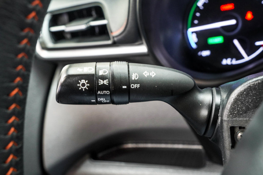 Used 2024 Toyota Sienna XSE w/ XSE Plus Package AWD/4WD image 37