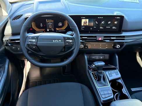 New 2026 Kia Sportage LX image 22