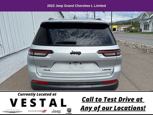Used 2023 Jeep Grand Cherokee L Limited w/ Black Appearance Package image 7