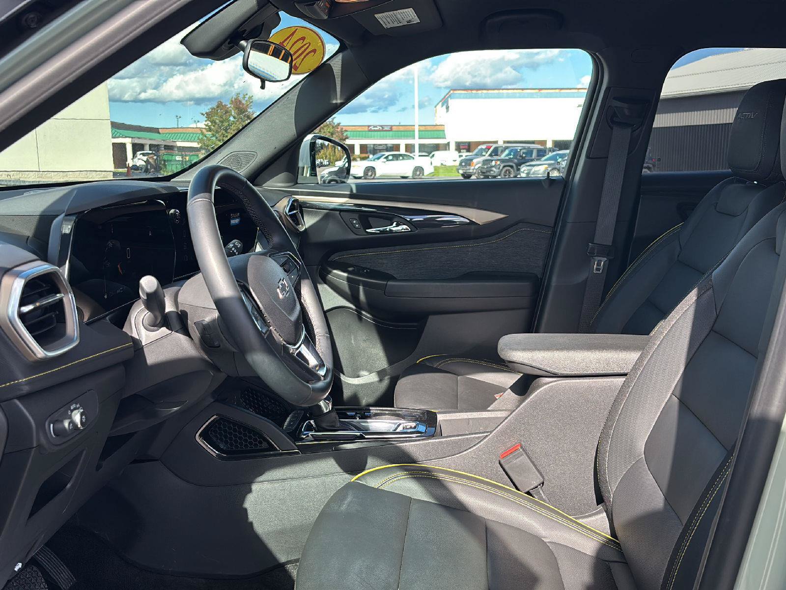 Used 2024 Chevrolet TrailBlazer ACTIV AWD/4WD image 12