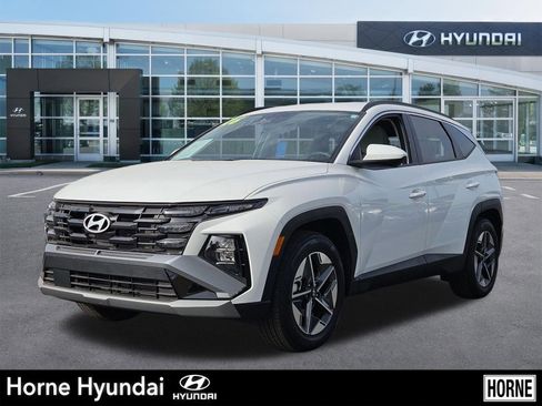 Certified 2026 Hyundai Tucson SEL image 1