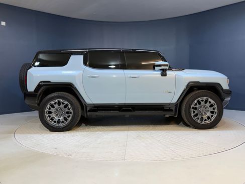 Used 2025 GMC Hummer EV 3X image 8