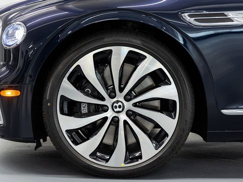 New 2026 Bentley Flying Spur Plug-In Hybrid AWD/4WD image 16