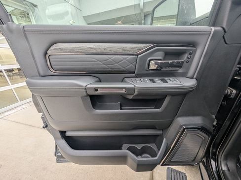 New 2026 RAM 3500 Limited image 48