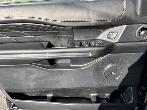 Used 2020 Ford Expedition Max Platinum image 50