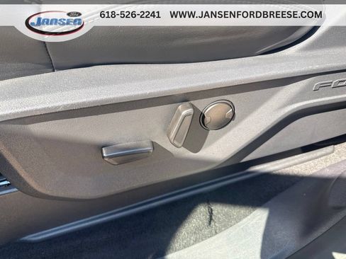 Used 2025 Ford Expedition Platinum AWD/4WD image 9