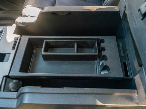 Used 2015 Ford F250 Lariat w/ Lariat Ultimate Package image 33