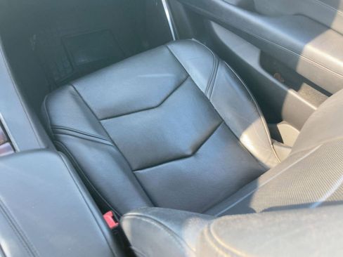 Used 2018 Cadillac Escalade ESV Luxury image 30