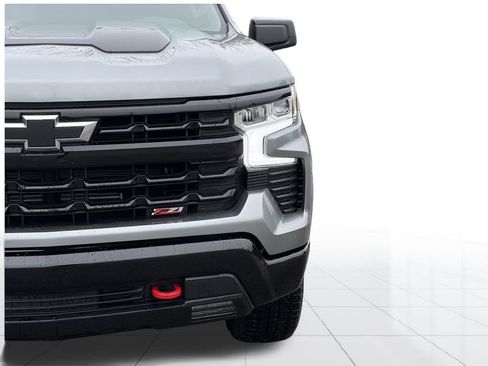 Used 2024 Chevrolet Silverado 1500 LT Trail Boss w/ Protection Package AWD/4WD image 11