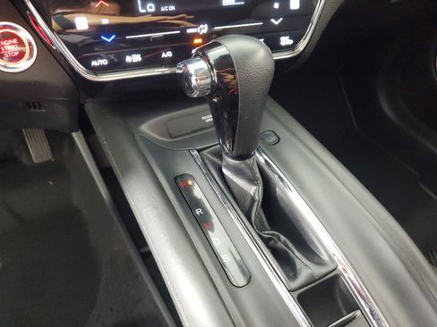 Used 2022 Honda HR-V EX image 19