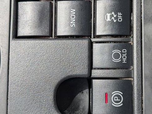 Used 2024 Toyota Highlander XSE image 15