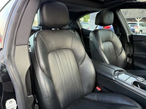 Used 2018 Maserati Ghibli image 19