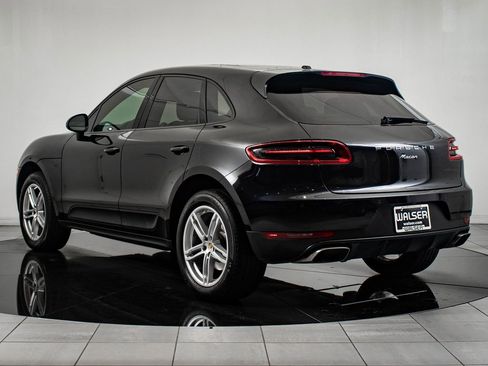 Used 2018 Porsche Macan image 3
