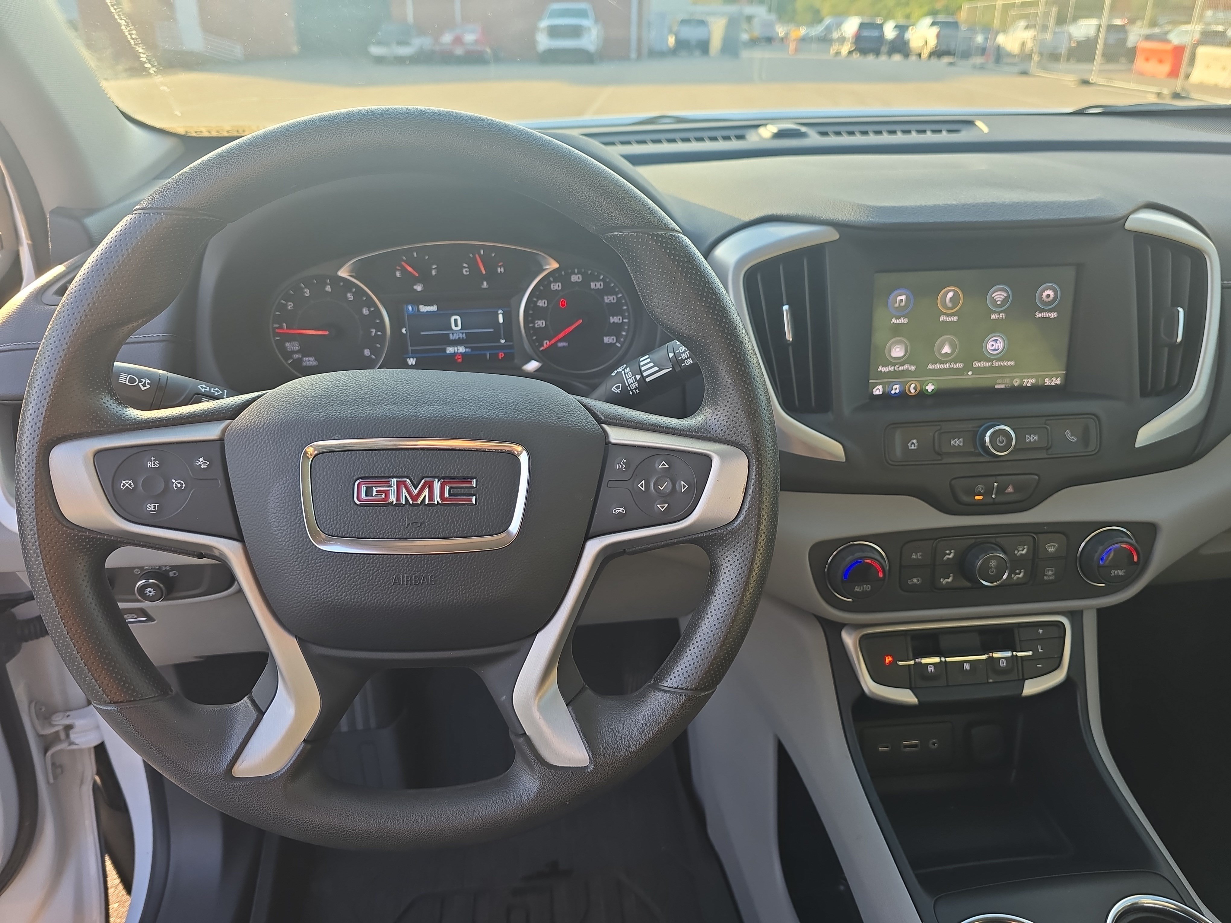 Used 2023 GMC Terrain SLE w/ Driver Convenience Package FWD image 15
