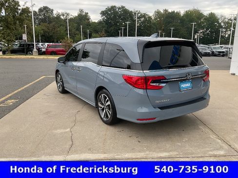 Used 2024 Honda Odyssey Touring image 4